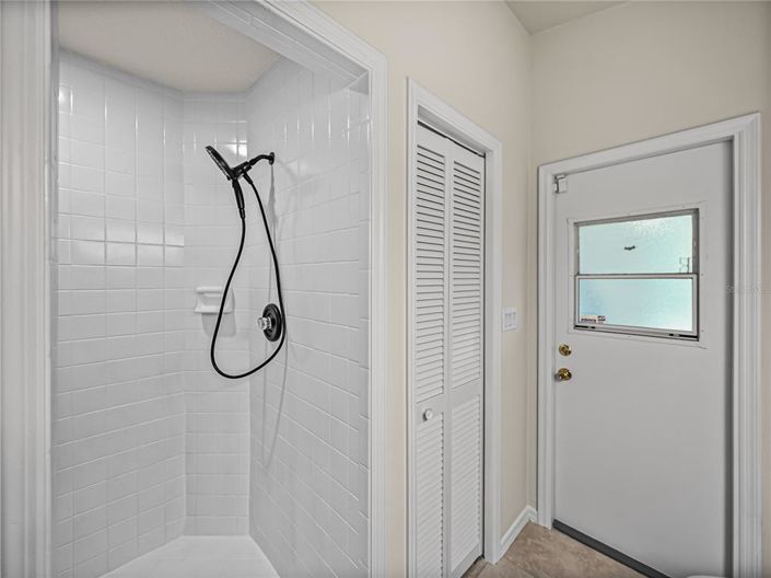 Image No.59-3 Bed Property for sale