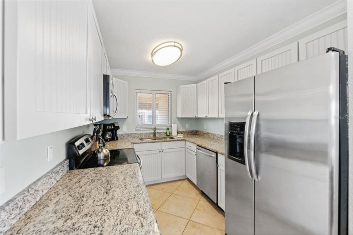 Image No.12-2 Bed Property for sale