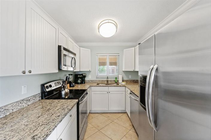 Image No.13-2 Bed Property for sale