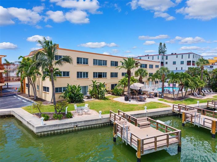 Image No.31-2 Bed Property for sale