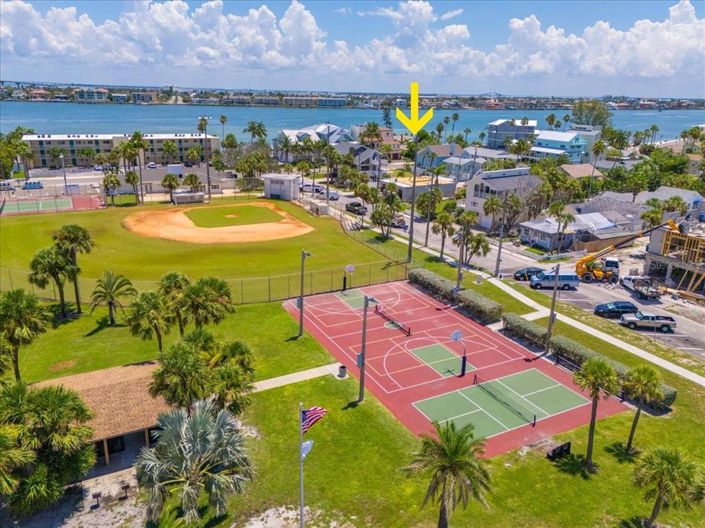 Image No.17-3 Bed Property for sale