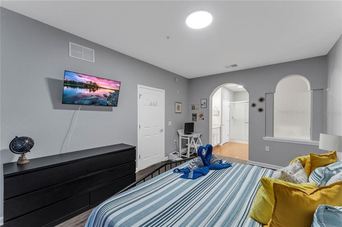 Image No.16-3 Bed Property for sale