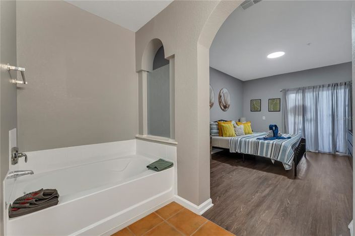 Image No.18-3 Bed Property for sale