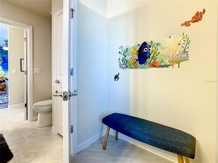 Image No.21-8 Bed Property for sale