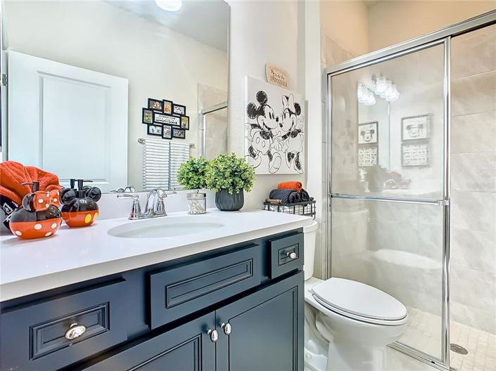 Image No.36-8 Bed Property for sale