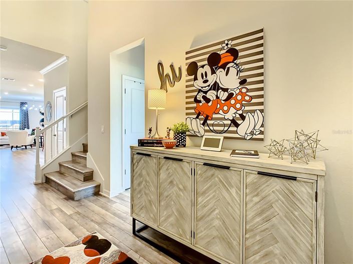 Image No.5-8 Bed Property for sale