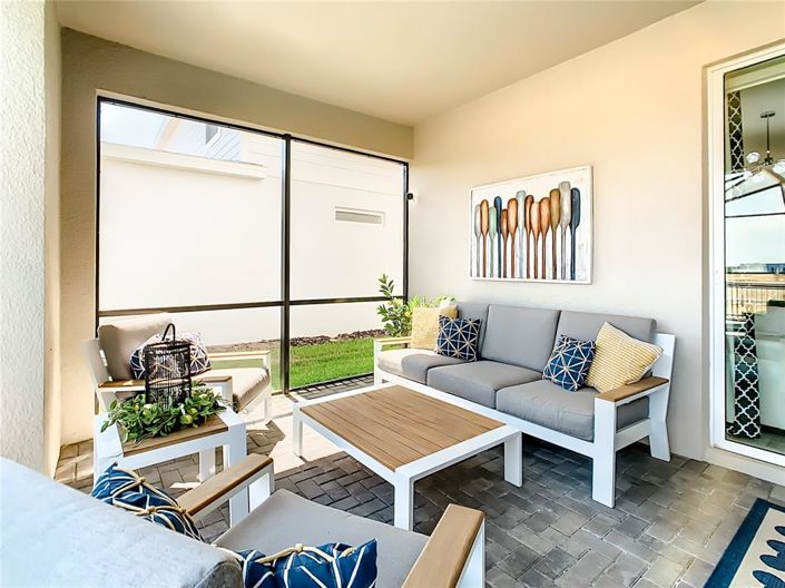 Image No.52-8 Bed Property for sale