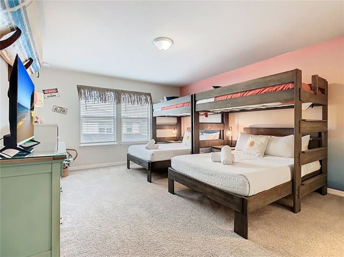 Image No.14-5 Bed Townhouse for sale