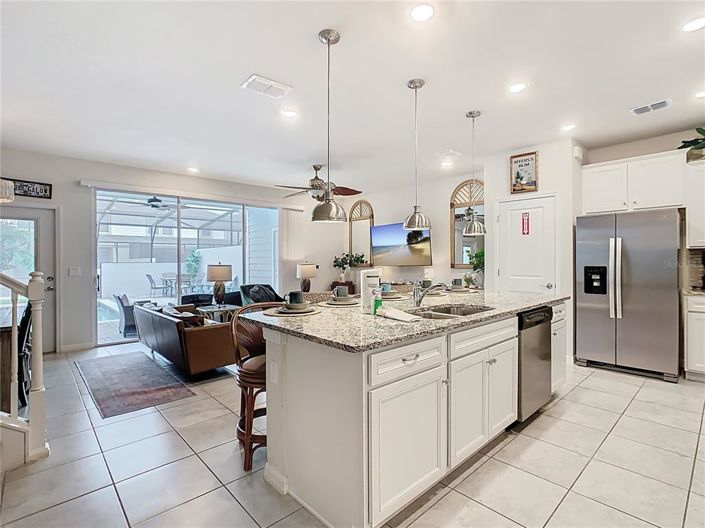 Image No.3-5 Bed Townhouse for sale