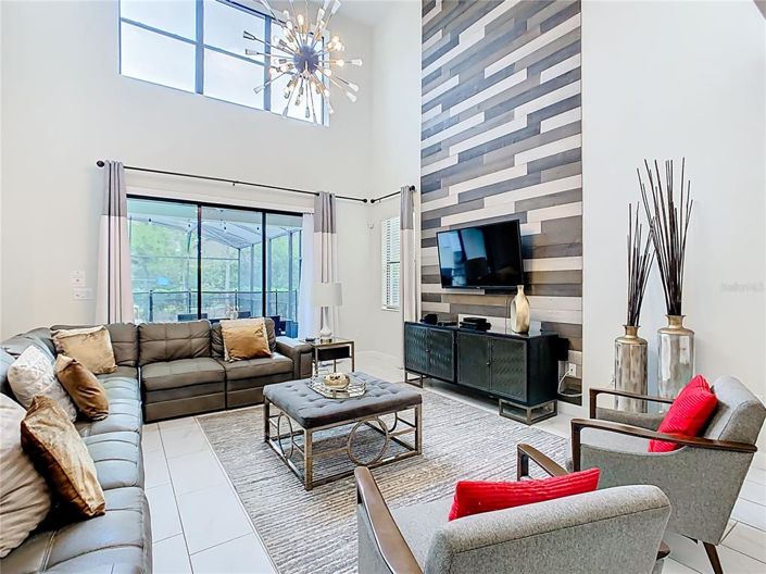 Image No.11-5 Bed Property for sale