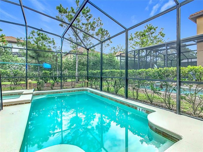 Image No.2-5 Bed Property for sale