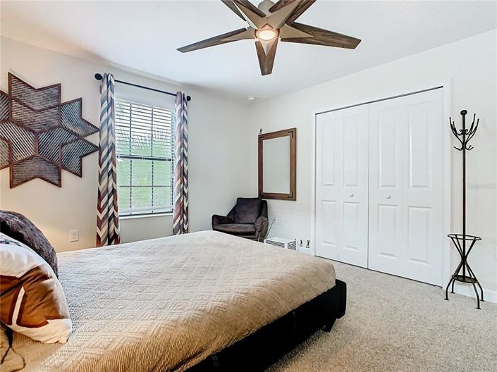 Image No.22-5 Bed Property for sale