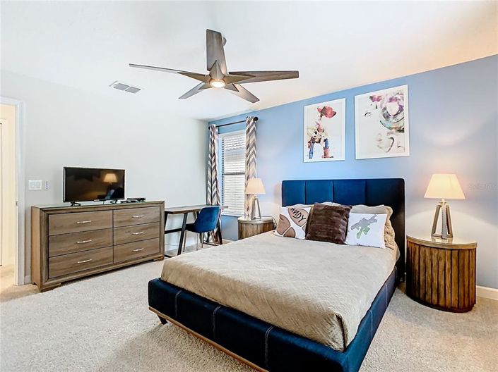 Image No.24-5 Bed Property for sale