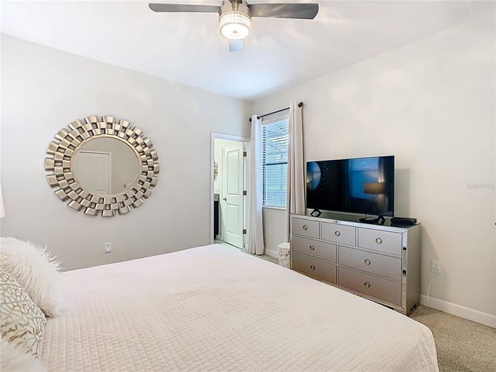 Image No.30-5 Bed Property for sale