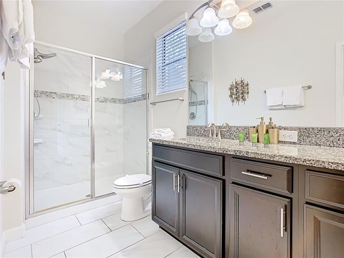 Image No.33-5 Bed Property for sale