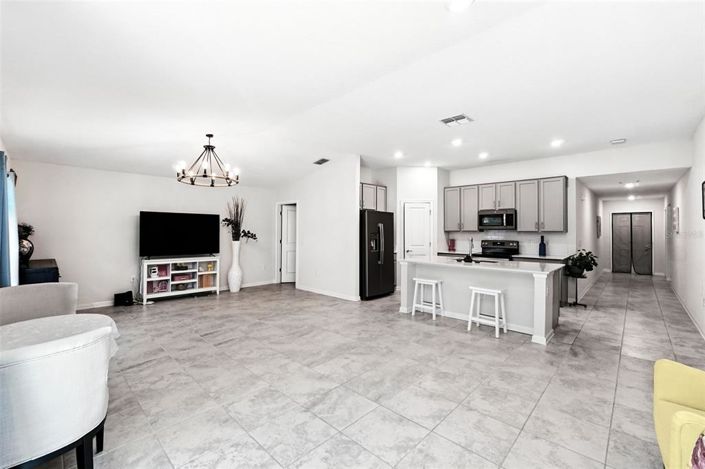 Image No.13-3 Bed Property for sale