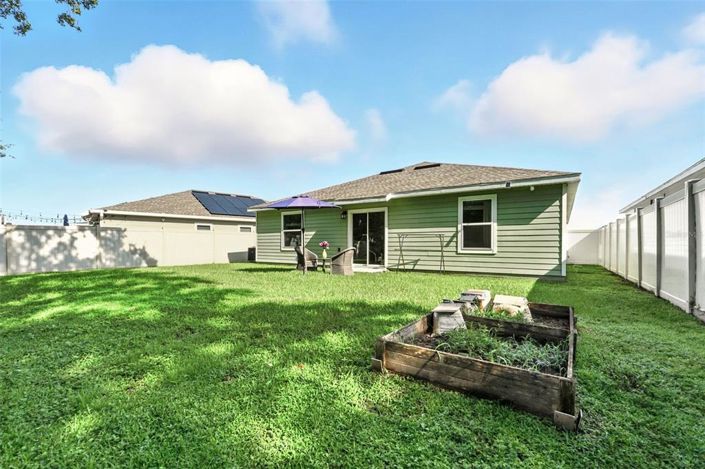 Image No.24-3 Bed Property for sale