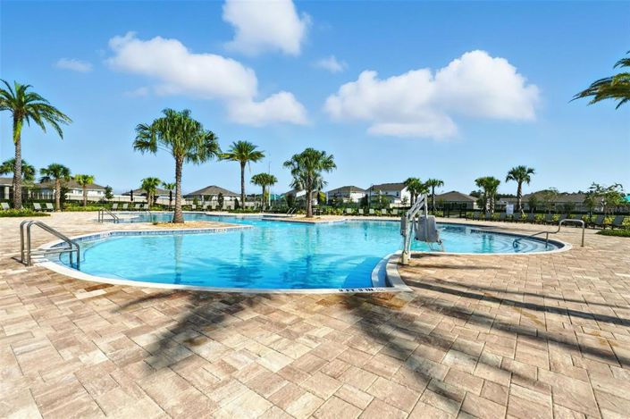 Image No.28-3 Bed Property for sale