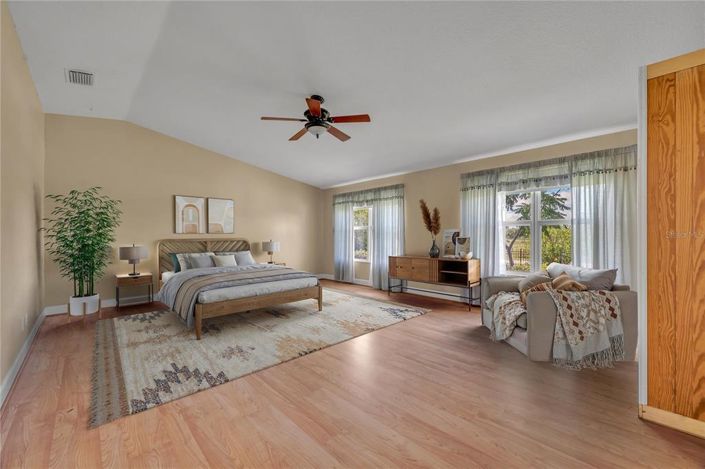 Image No.11-4 Bed Property for sale