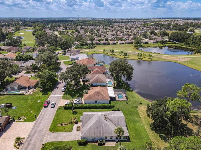 Image No.26-4 Bed Property for sale