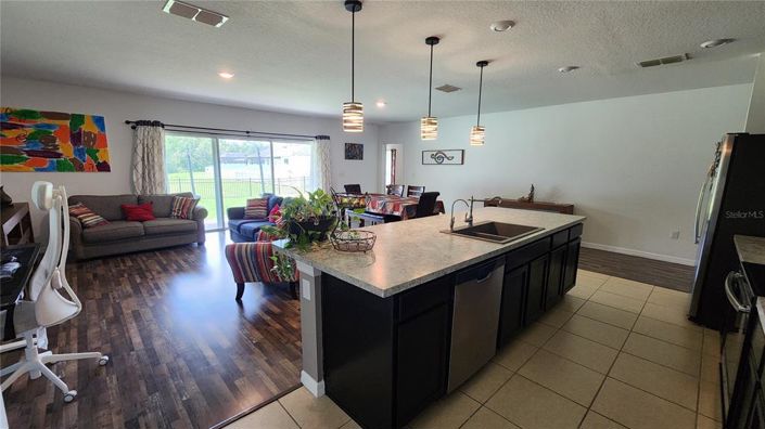 Image No.26-3 Bed Property for sale