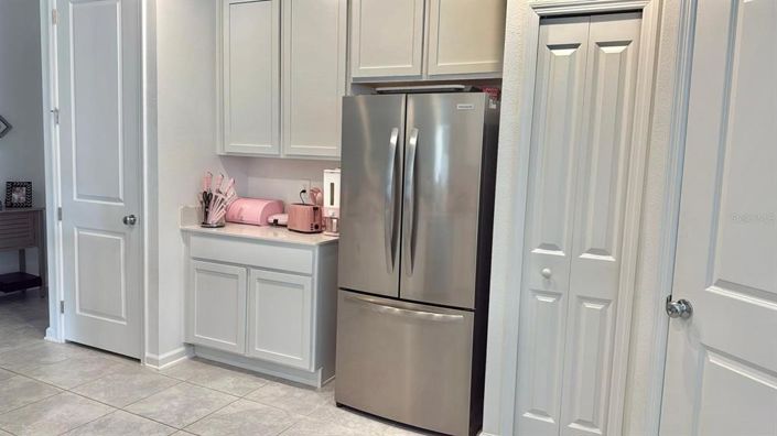 Image No.10-4 Bed Property for sale