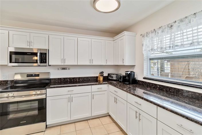 Image No.16-2 Bed Property for sale