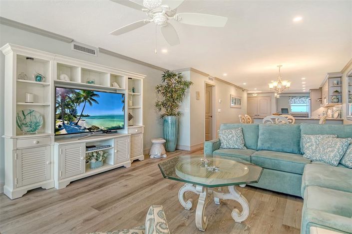 Image No.12-2 Bed Property for sale