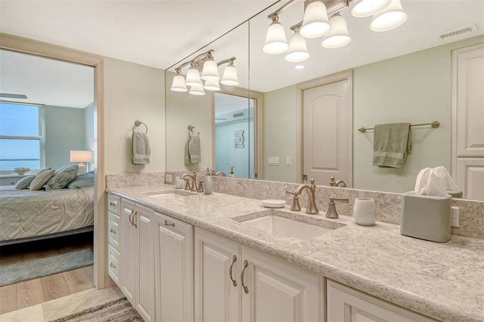 Image No.29-2 Bed Property for sale