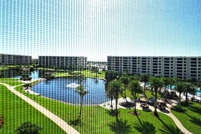 Image No.40-2 Bed Property for sale