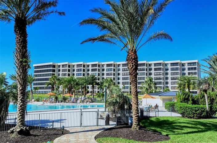 Image No.47-2 Bed Property for sale