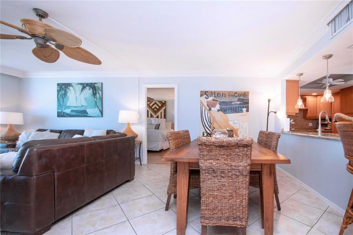 Image No.10-2 Bed Property for sale