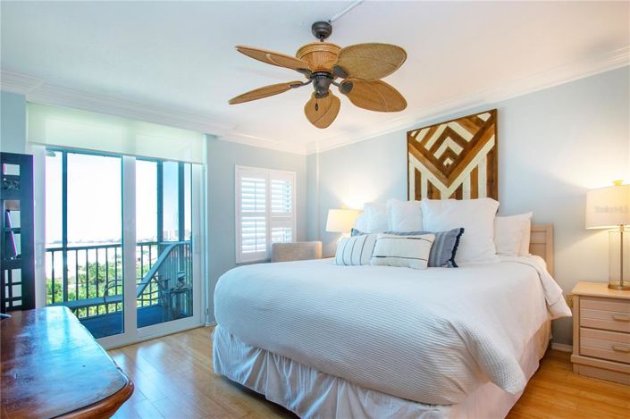 Image No.21-2 Bed Property for sale