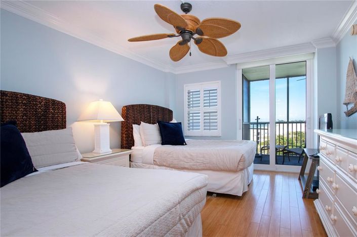 Image No.33-2 Bed Property for sale