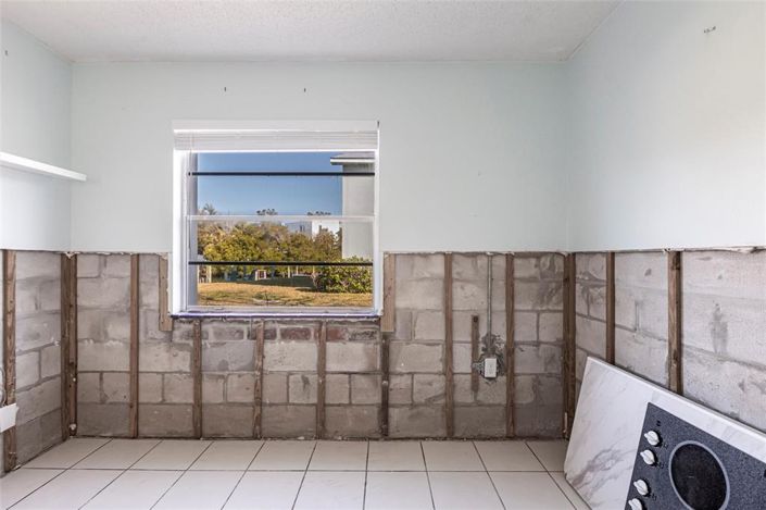 Image No.22-2 Bed Property for sale