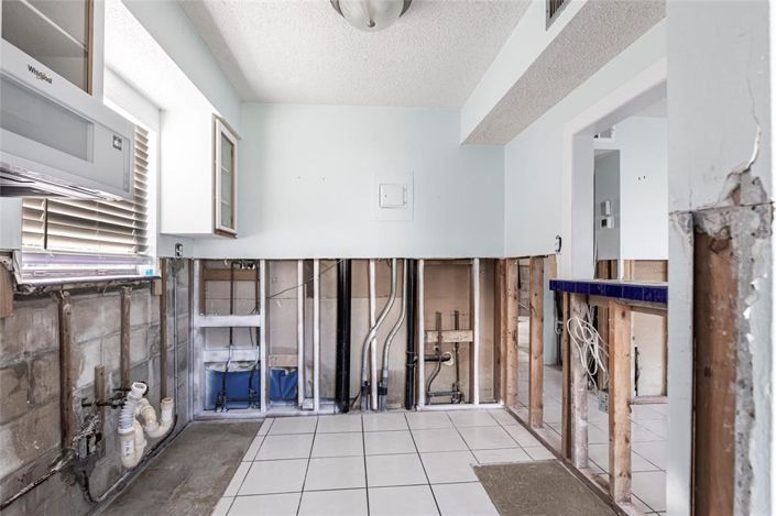 Image No.23-2 Bed Property for sale