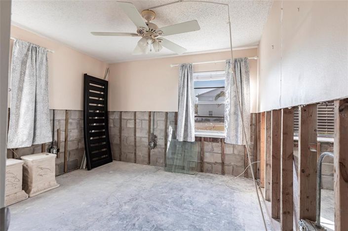 Image No.25-2 Bed Property for sale