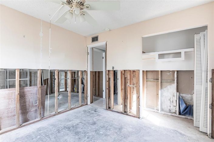 Image No.27-2 Bed Property for sale