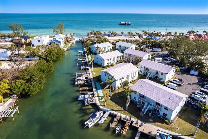 Image No.9-2 Bed Property for sale