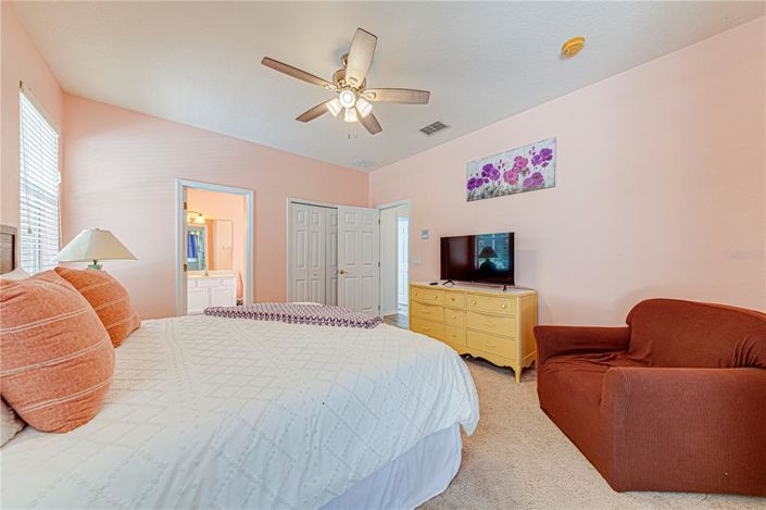 Image No.25-4 Bed Property for sale