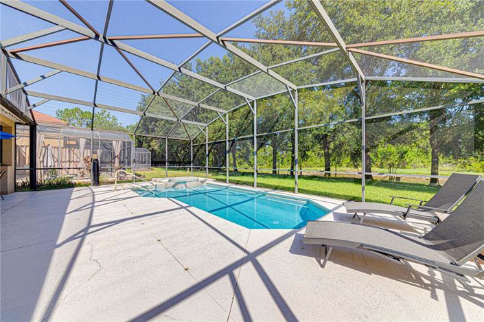 Image No.32-4 Bed Property for sale