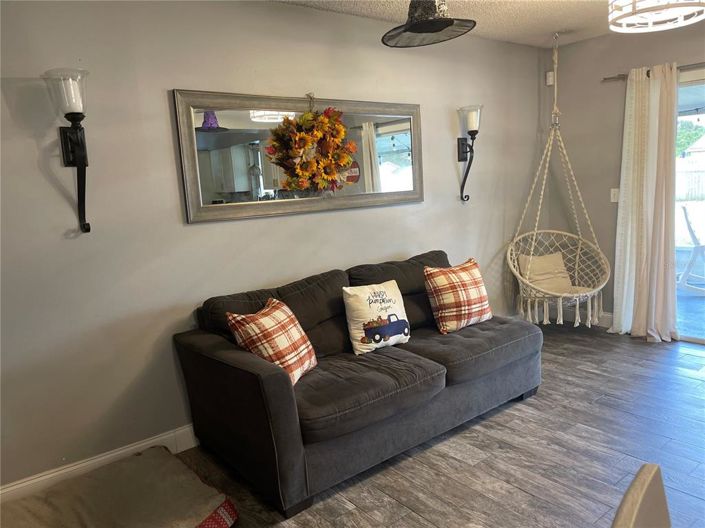 Image No.3-3 Bed Property for sale