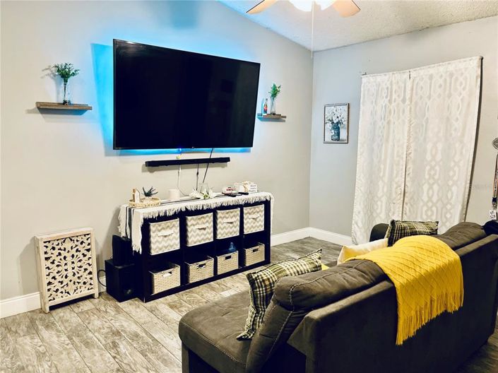 Image No.5-3 Bed Property for sale