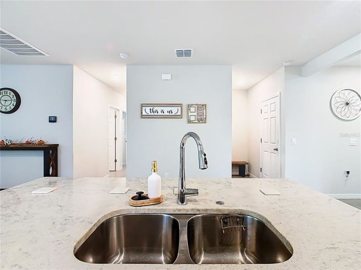 Image No.6-3 Bed Property for sale