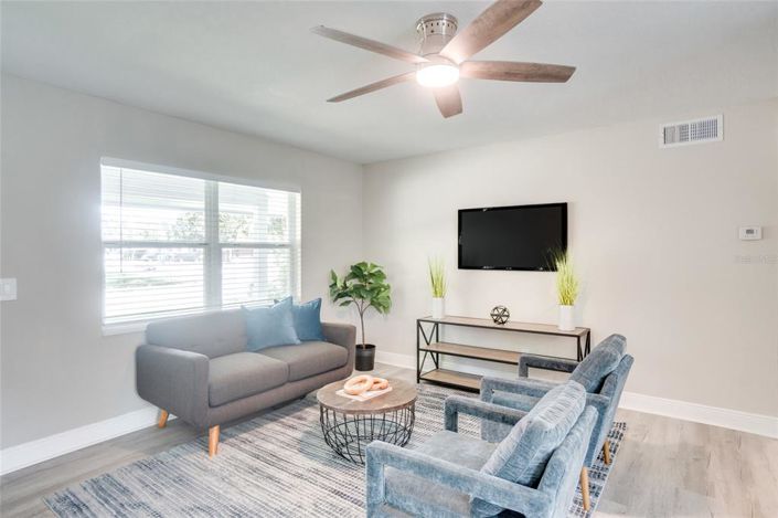 Image No.10-4 Bed Property for sale