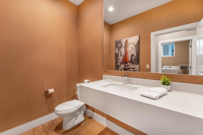 Image No.10-4 Bed Property for sale