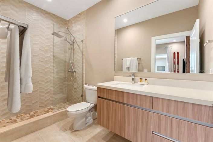 Image No.14-4 Bed Property for sale