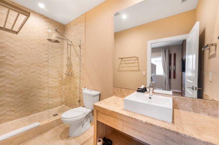 Image No.18-4 Bed Property for sale