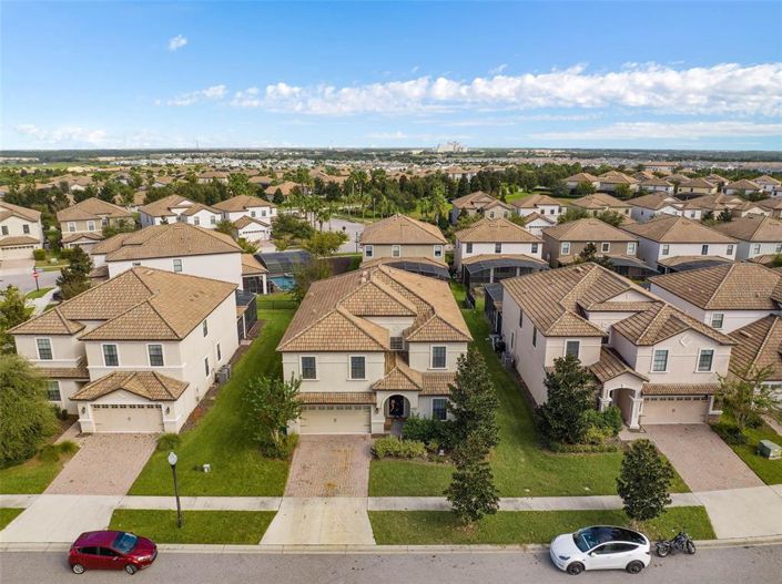 Image No.5-8 Bed Property for sale