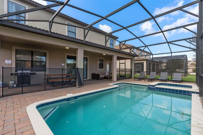 Image No.59-8 Bed Property for sale